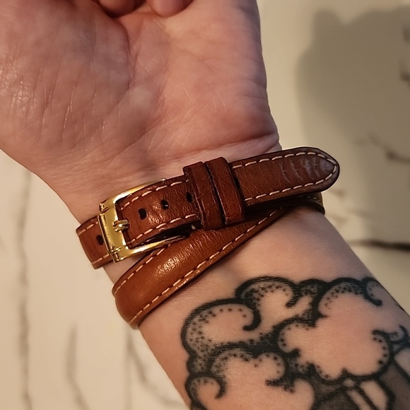 Michael Kors leather wrap around gold watch - Picture 2 of 3